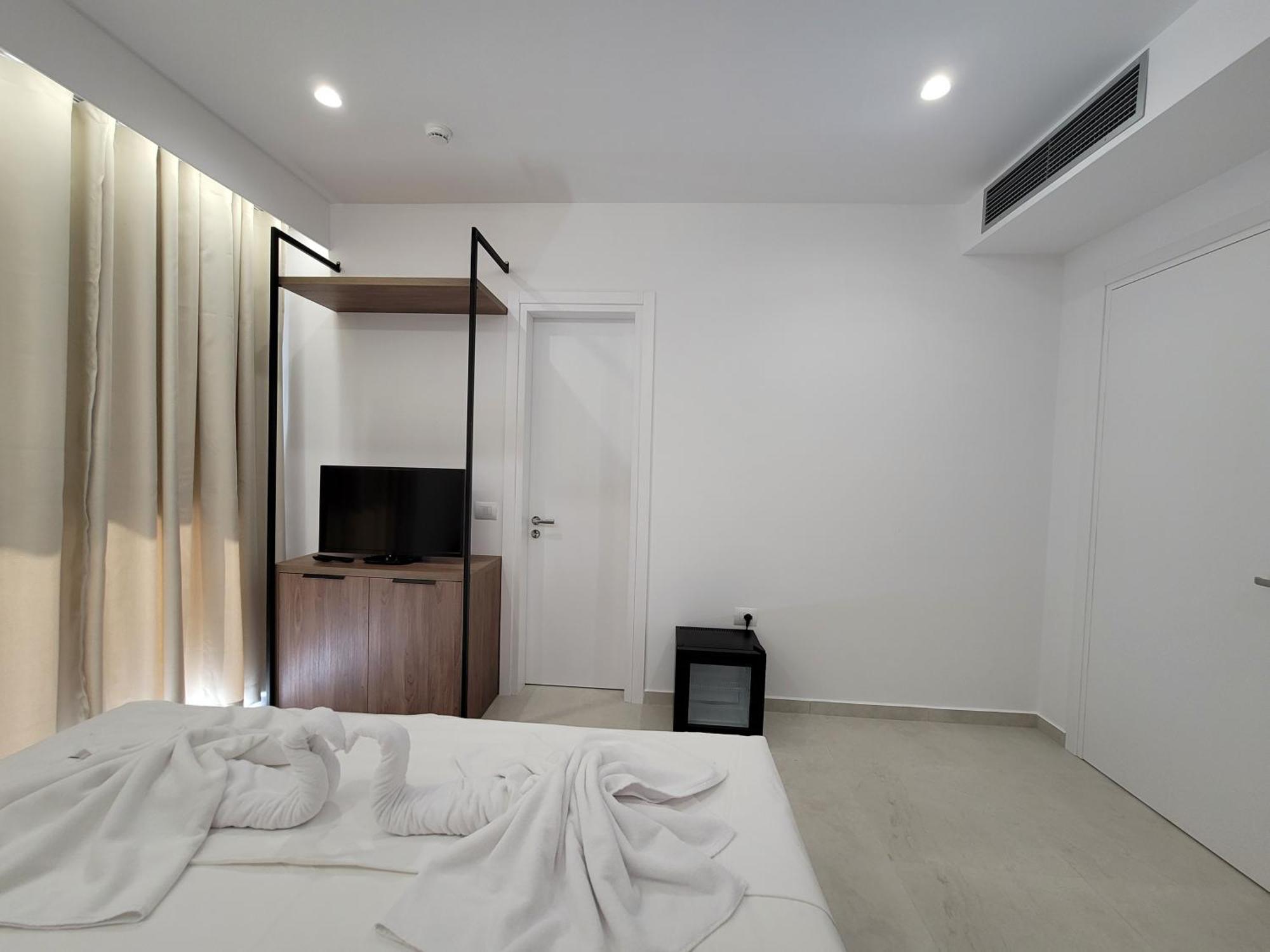 Prestige Hotel Ksamil Dış mekan fotoğraf