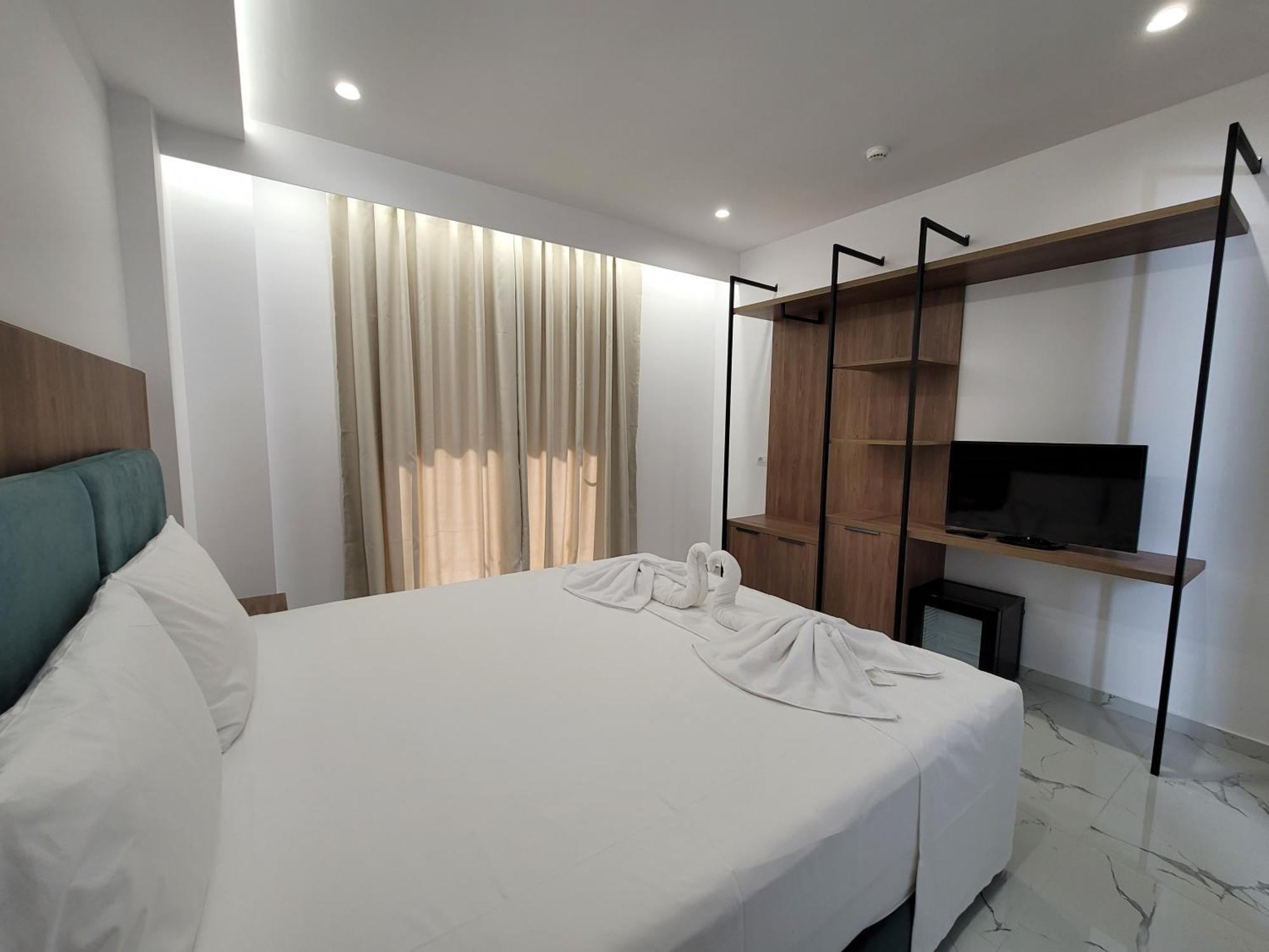 Prestige Hotel Ksamil Dış mekan fotoğraf