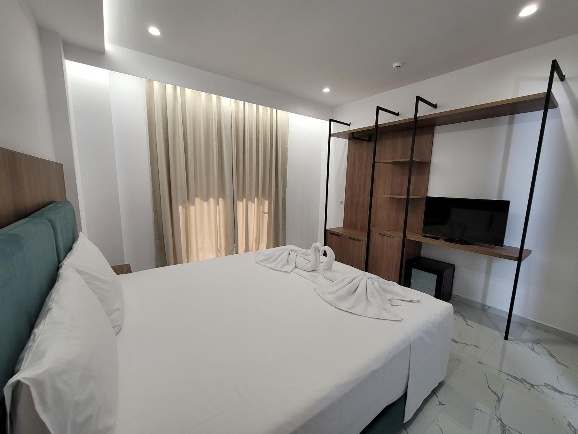 Prestige Hotel Ksamil Dış mekan fotoğraf